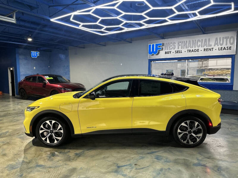 2025 Ford Mustang Mach-E Select