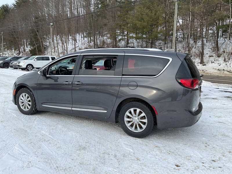 2018 Chrysler Pacifica Touring L