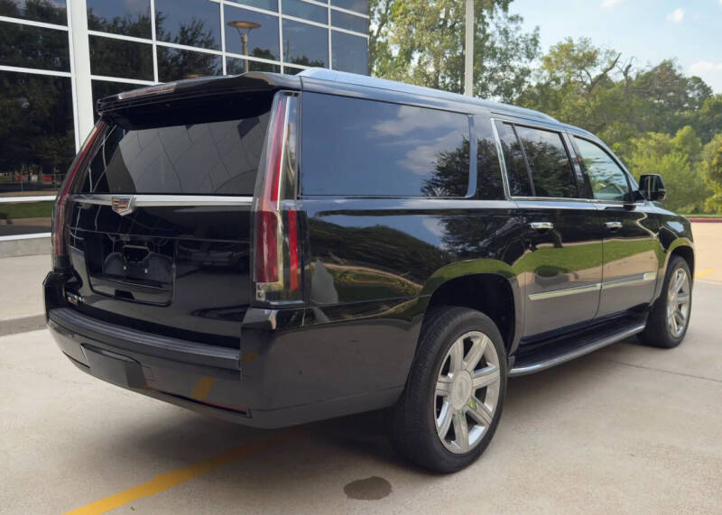 2019 Cadillac Escalade ESV Luxury