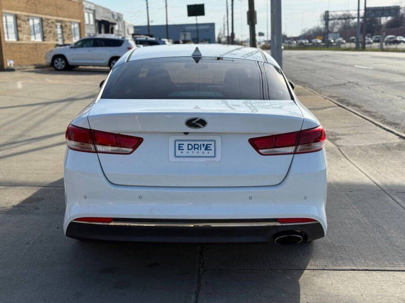 2018 Kia Optima LX