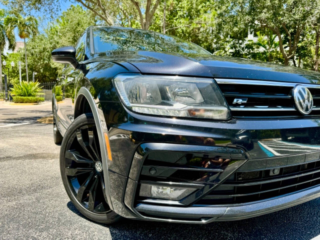 2020 Volkswagen Tiguan for sale at PJ AUTO in Margate, FL