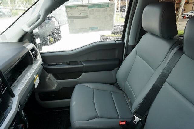 2025 Ford F-350 Super Duty XL