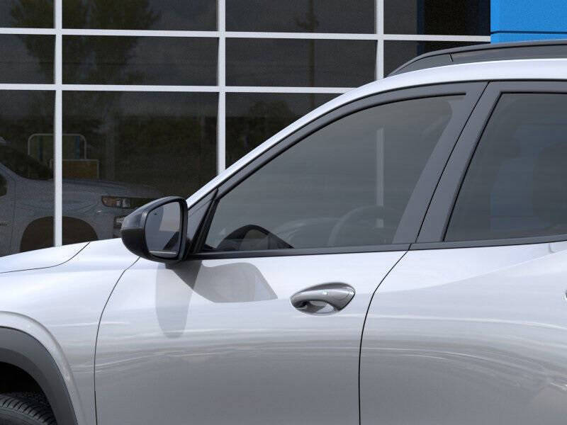 2025 Chevrolet Trax RS