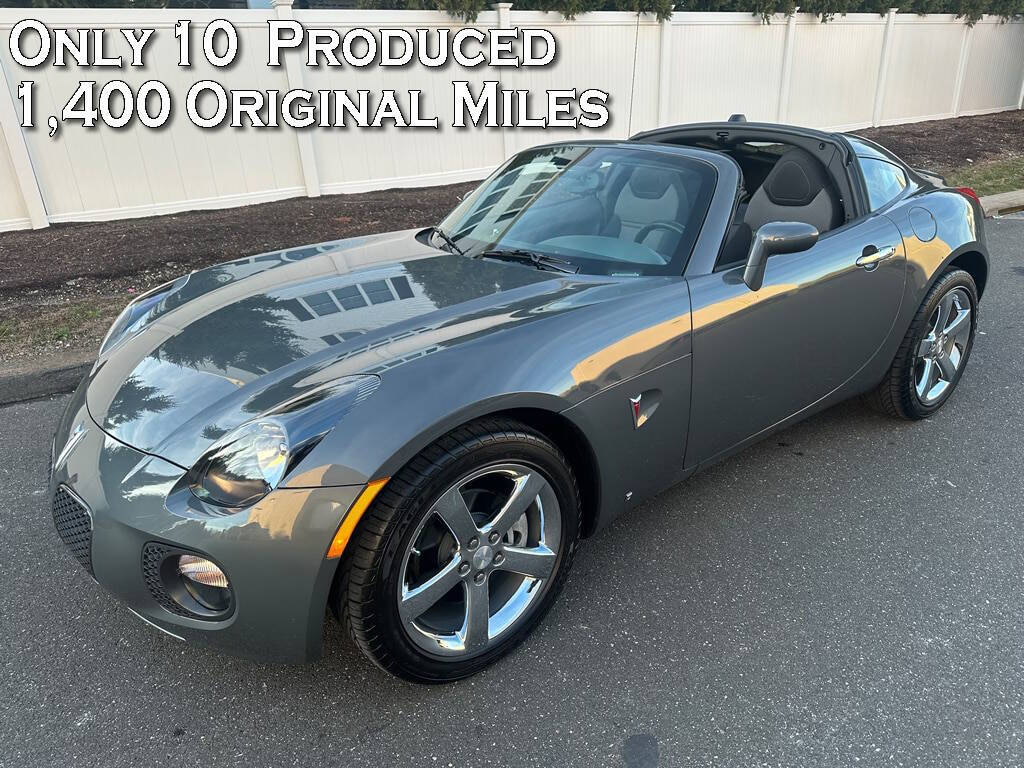 2009 Pontiac Solstice 1