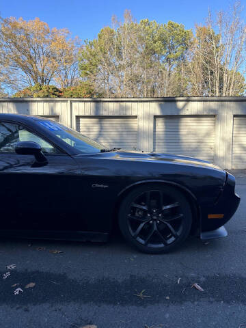 2012 Dodge Challenger SXT