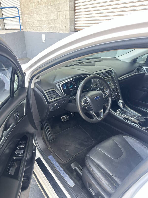 2016 Ford Fusion Titanium