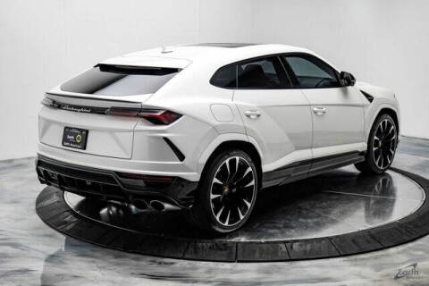 2022 Lamborghini Urus