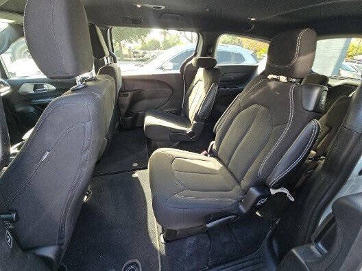 2022 Chrysler Pacifica Touring