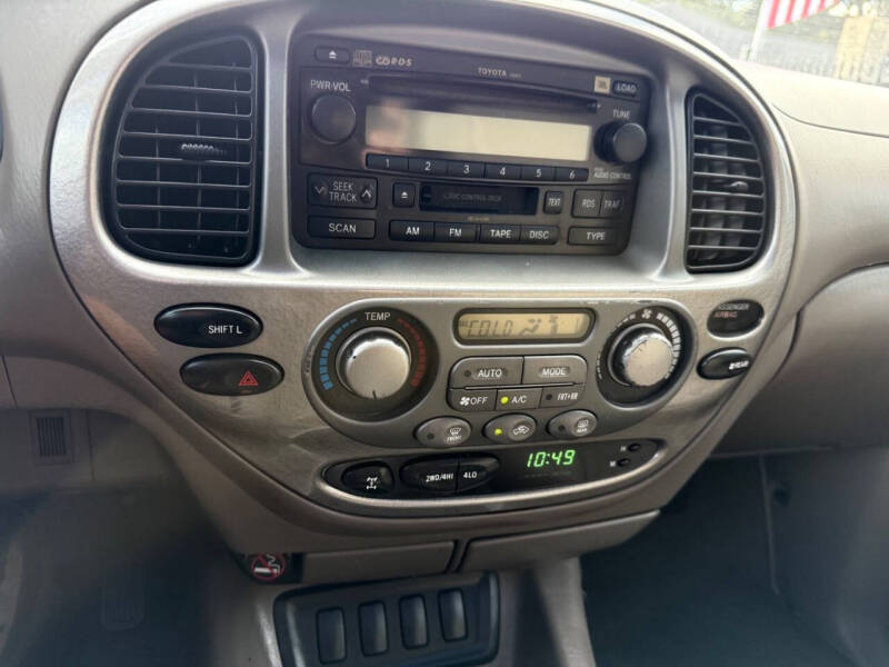 2005 Toyota Sequoia Limited