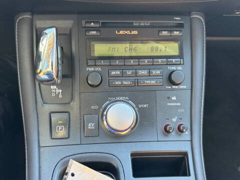 2011 Lexus CT 200h Premium