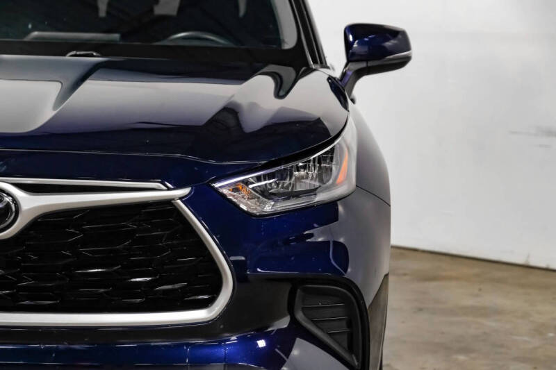 2020 Toyota Highlander L