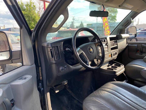 2016 Chevrolet Express 2500