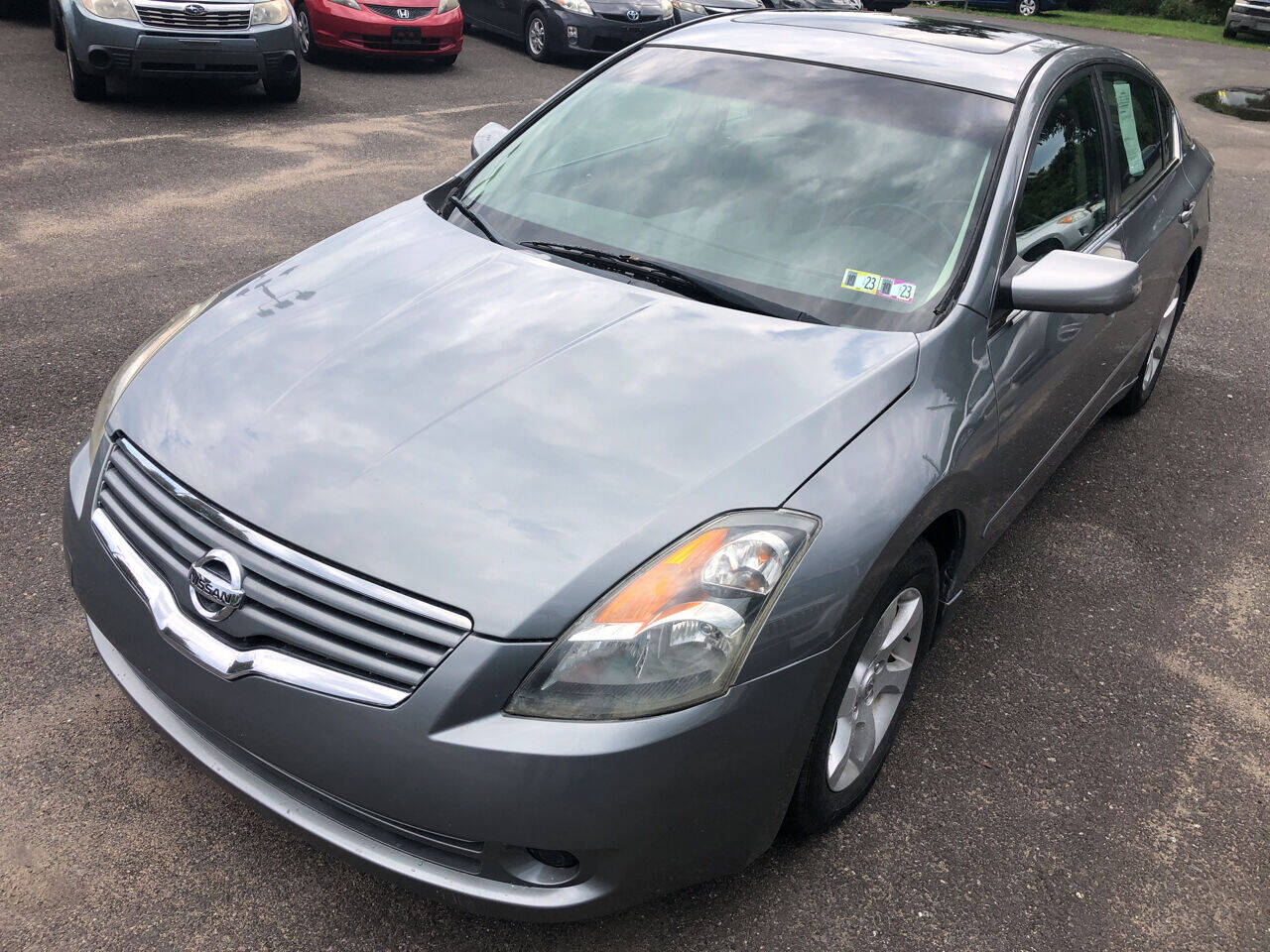 2009 grey nissan altima