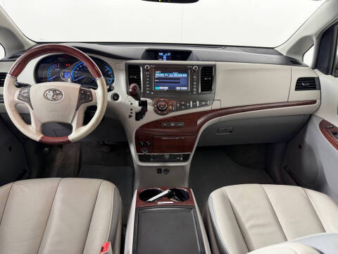 2014 Toyota Sienna