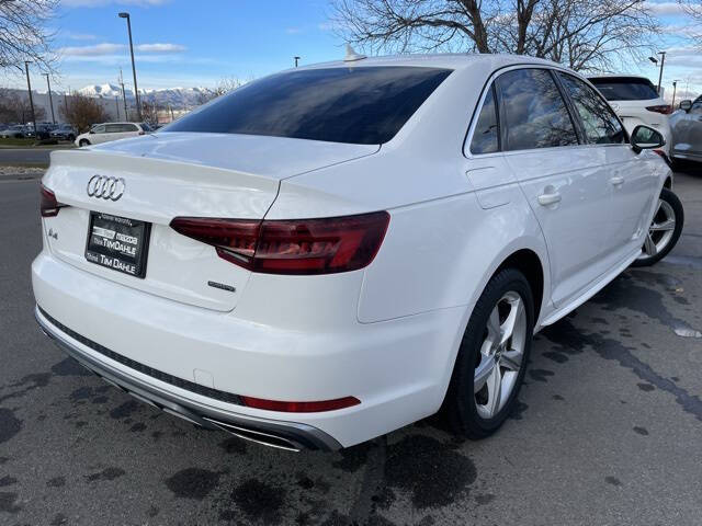 2019 Audi A4 quattro Premium 45 TFSI