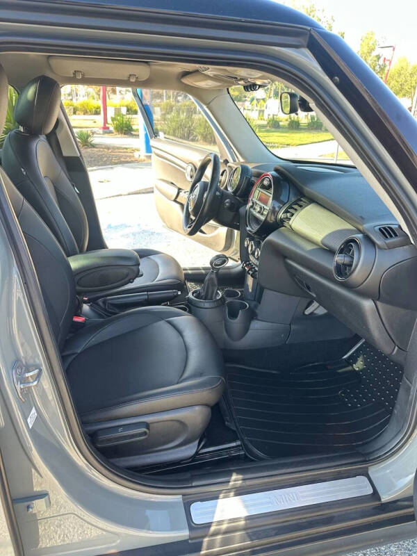 2015 MINI Hardtop 4 Door Cooper