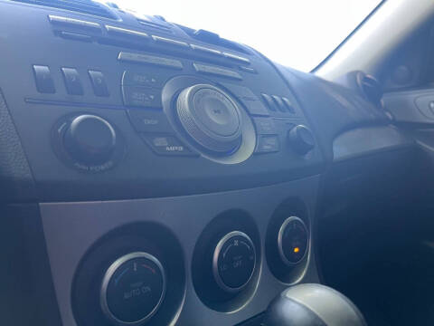 2011 Mazda MAZDA3 s Grand Touring