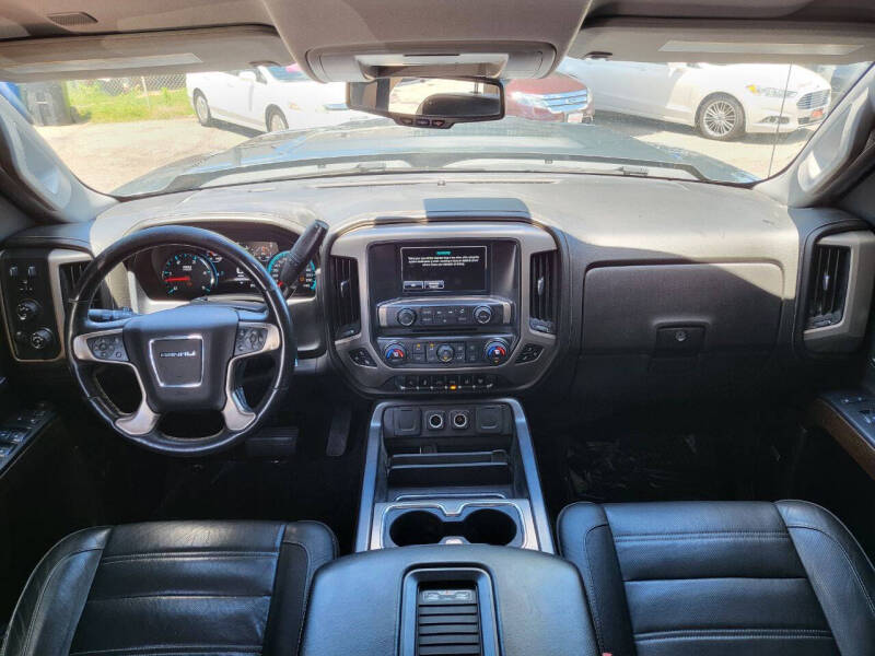 2017 GMC Sierra 2500HD Denali
