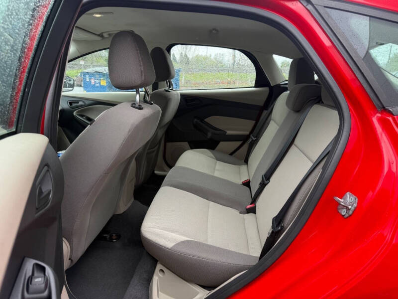 2012 Ford Focus SE