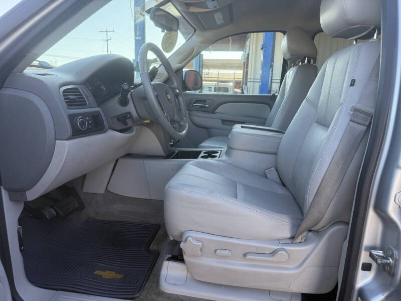 2013 Chevrolet Suburban LT