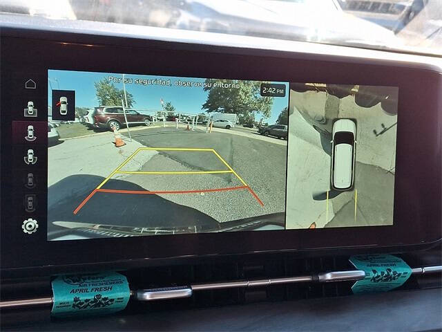 2024 Kia Carnival SX