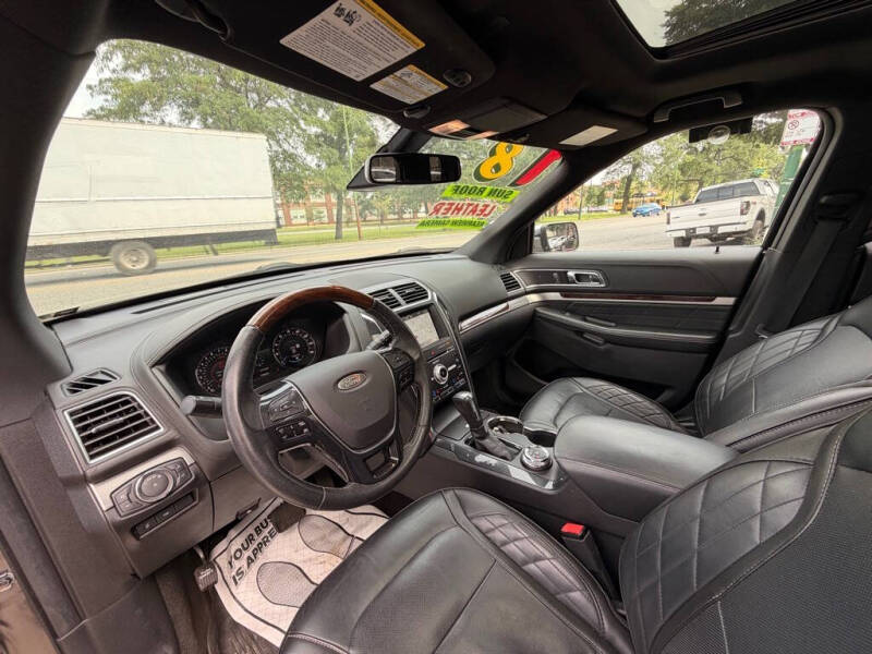 2018 Ford Explorer Platinum