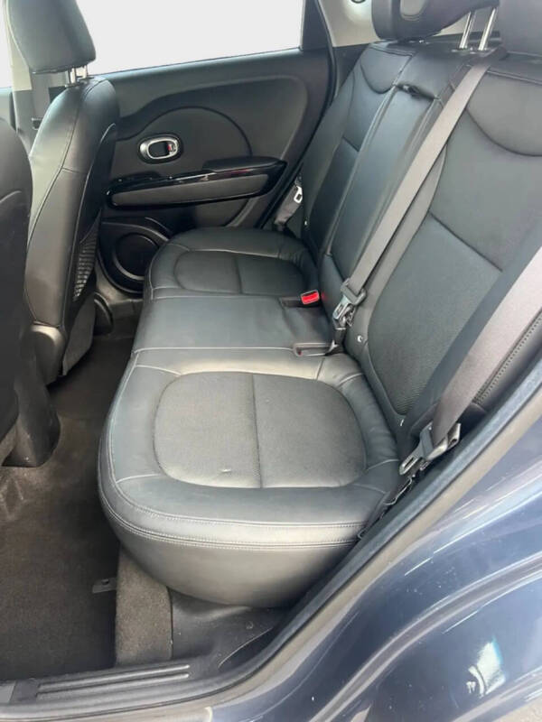 2016 Kia Soul !