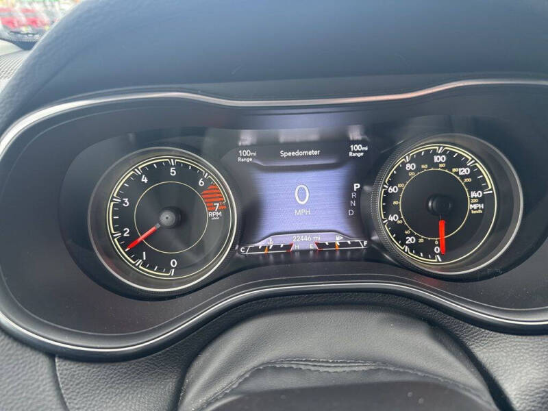 2023 Jeep Cherokee Altitude Lux