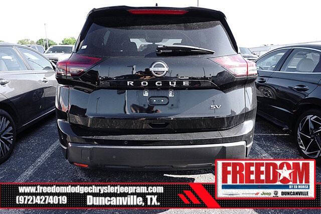 2024 Nissan Rogue SV