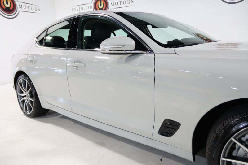 2025 Genesis G70