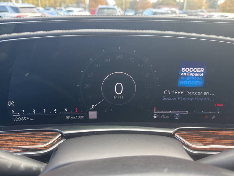 2021 Cadillac Escalade ESV Premium Luxury