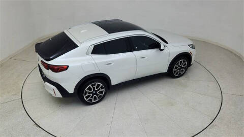 2025 BMW X2 xDrive28i