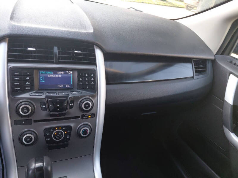 2013 Ford Edge SE