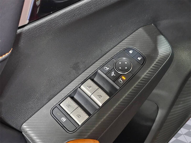 2025 Mitsubishi Outlander PHEV