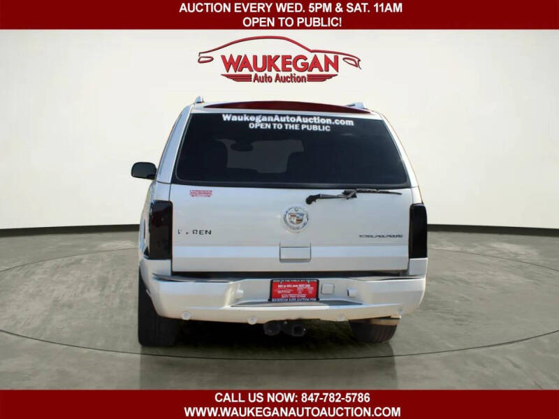 2004 Cadillac Escalade