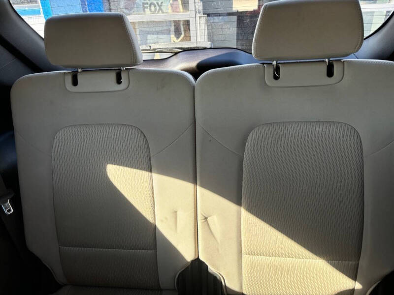 2016 Hyundai Santa Fe SE