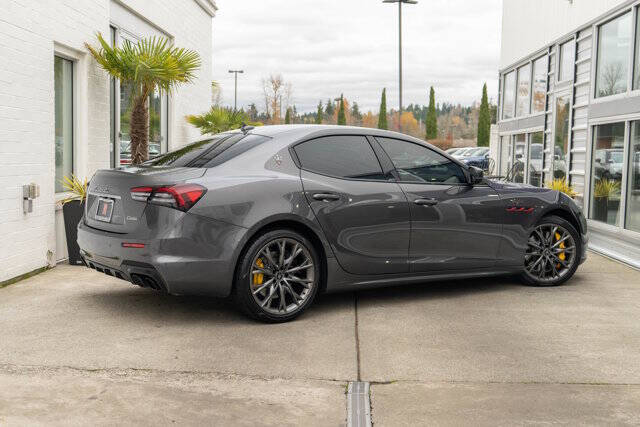 2022 Maserati Ghibli 7