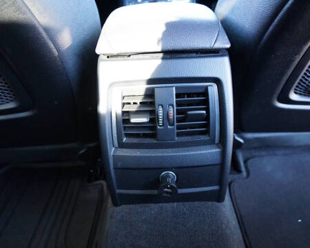 2018 BMW 3 Series 330i xDrive