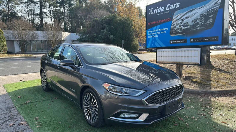 2018 Ford Fusion Hybrid Platinum's photo