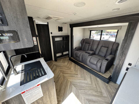 2022 Forest River Ozark 2700TH