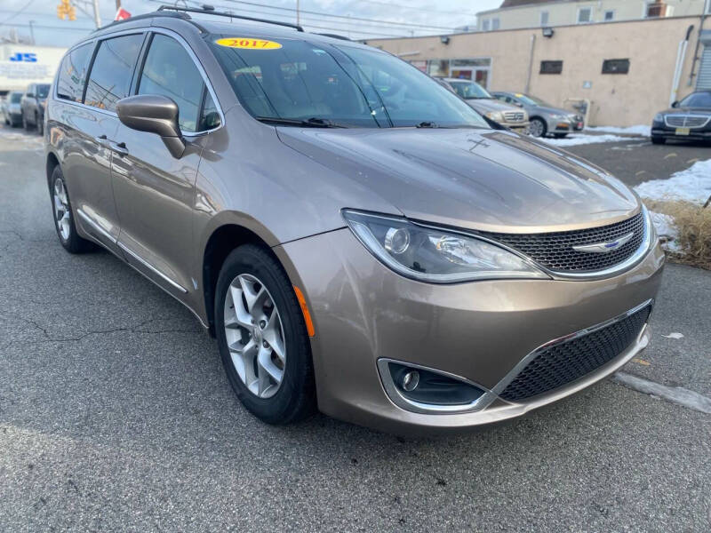 2017 Chrysler Pacifica
