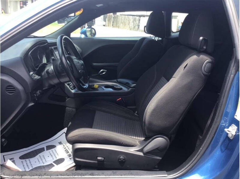 2023 Dodge Challenger SXT