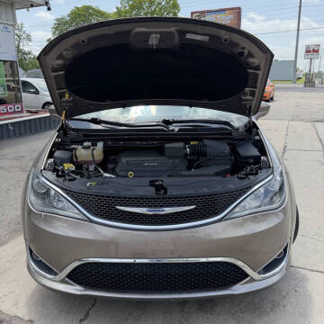 2018 Chrysler Pacifica Touring L