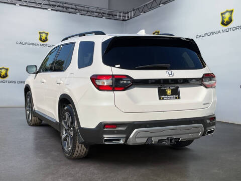 2025 Honda Pilot Touring