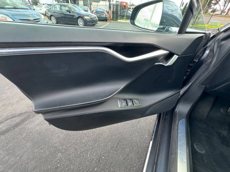 2018 Tesla Model S 75D