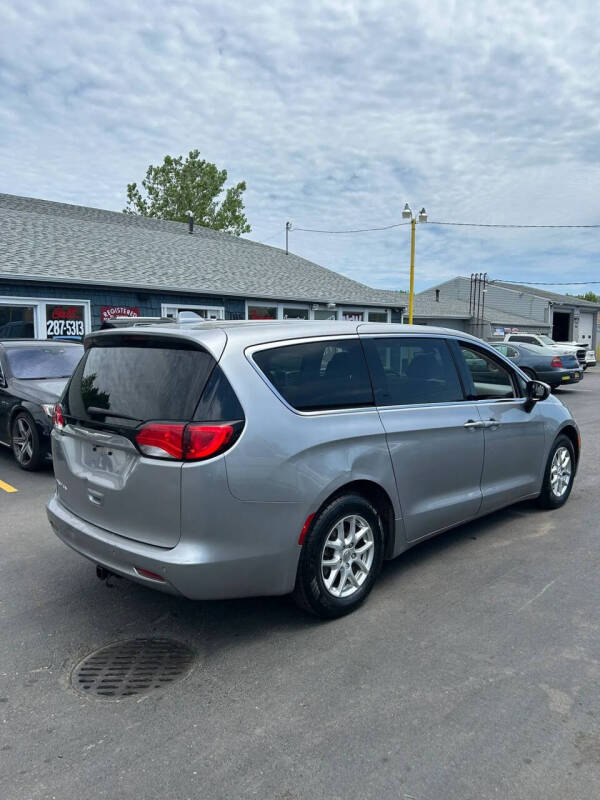 2017 Chrysler Pacifica Touring