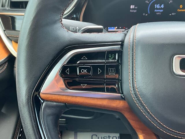 2022 Jeep Grand Cherokee Summit Reserve