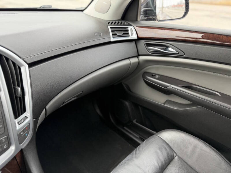 2011 Cadillac SRX Luxury Collection