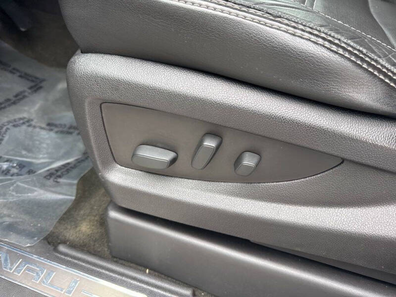 2016 GMC Yukon Denali