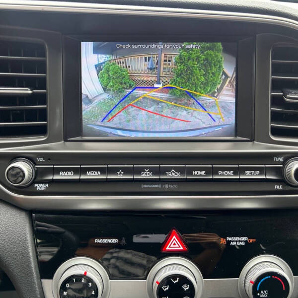 2019 Hyundai Elantra